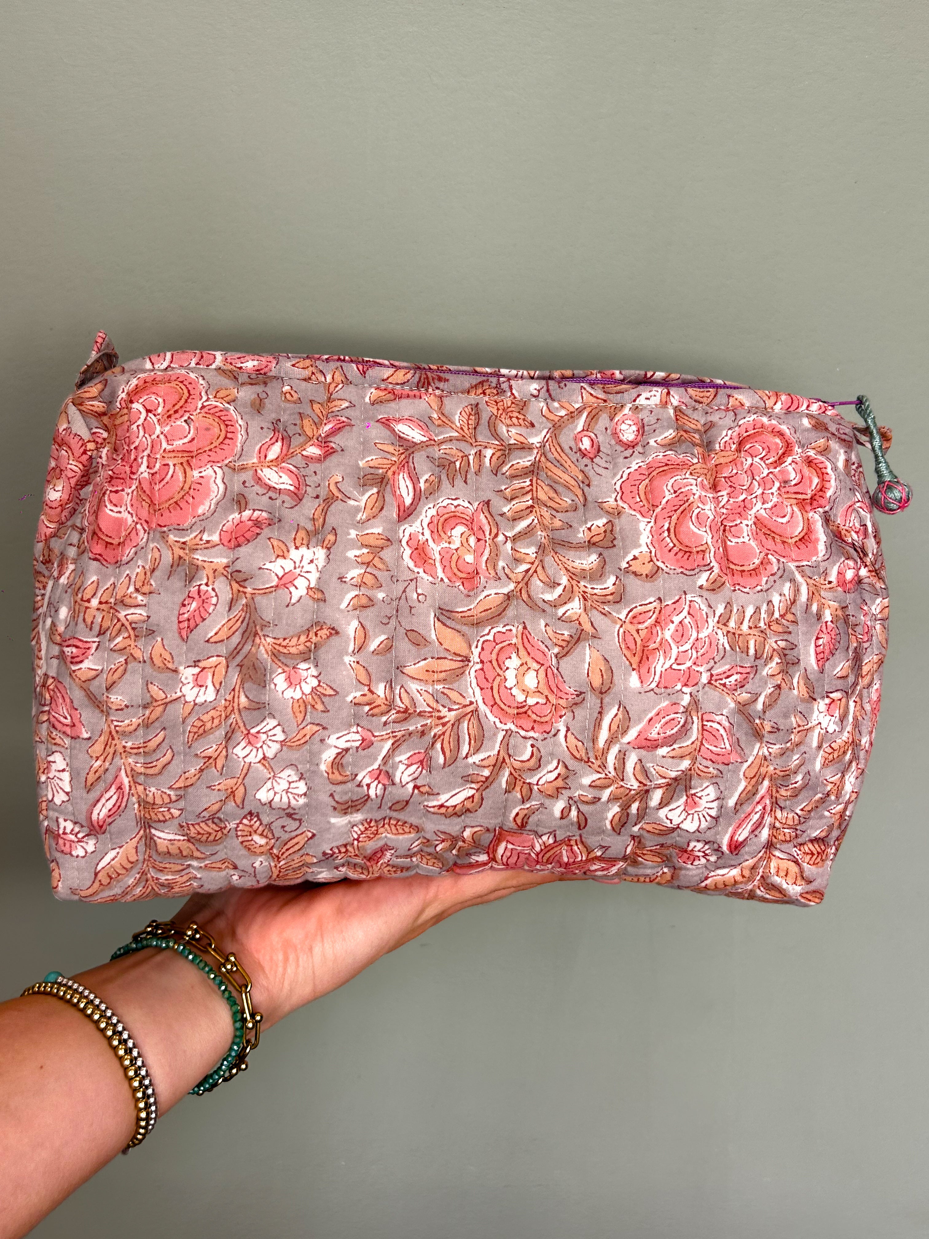 Blockprint Makeup Bag (L) - Pink & Grey Floral