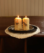 Load image into Gallery viewer, Brass Bow Candle Pin