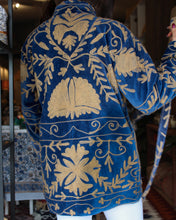 Load image into Gallery viewer, Heritage Velvet Jacket - Cobalt