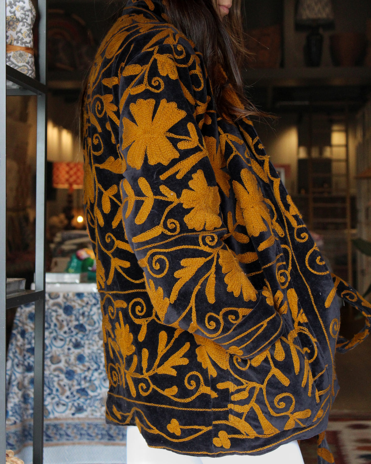 Heritage Velvet Jacket - Onyx Amber