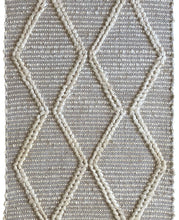 Load image into Gallery viewer, Harlow Diamond Rug - Cream