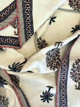 Load image into Gallery viewer, Palms Cotton Quilt - Queen