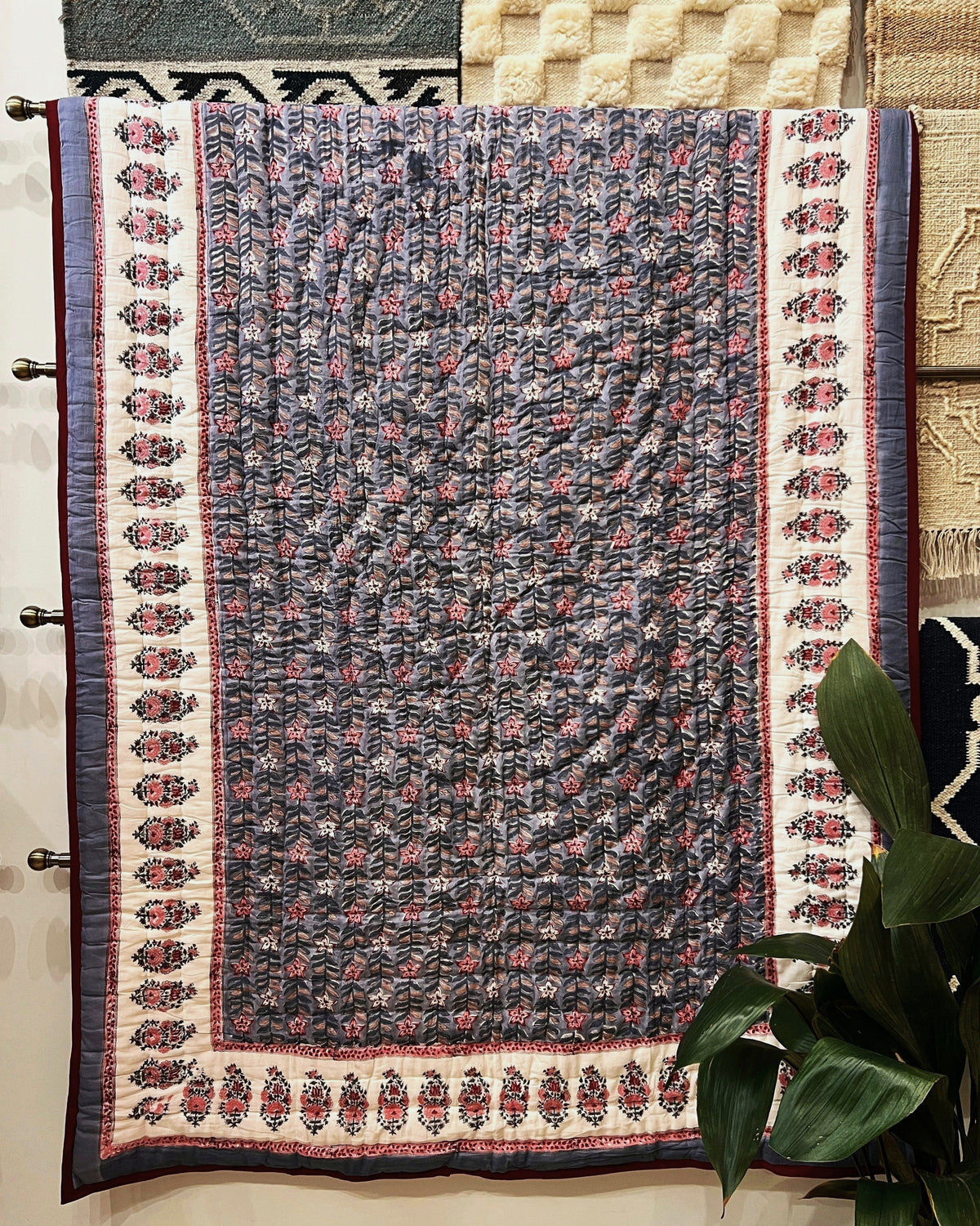 Violet & Fuchsia Petal Meadow Quilt - Single