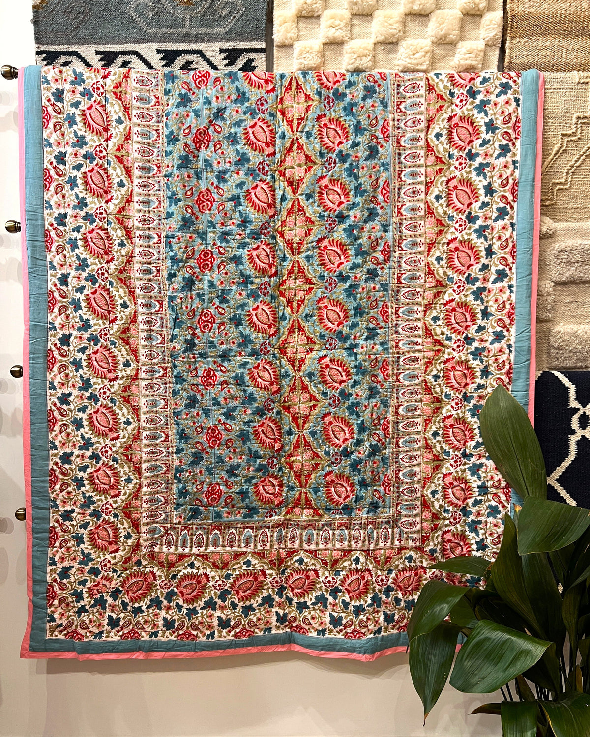 Teal & Rose Garden Quilt - Single