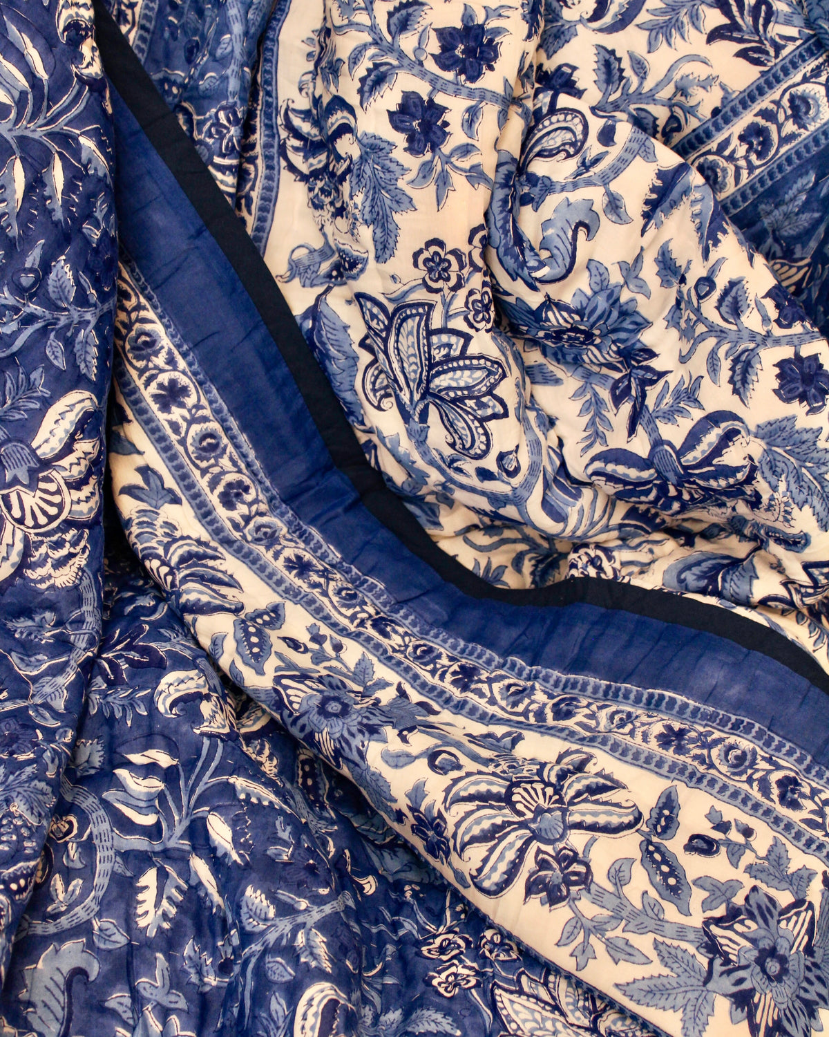 Wild Bloom Blue Quilt - King