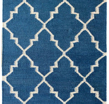 Load image into Gallery viewer, Oxford Trellis Rug - Marine