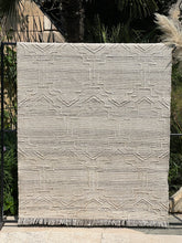 Load image into Gallery viewer, LunaKilim-Neutral155x247cm, Front Side