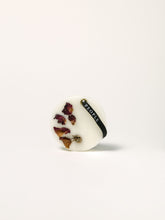 Load image into Gallery viewer, Scented Closet Wax Bar - Rose, Geranium and Vetiver