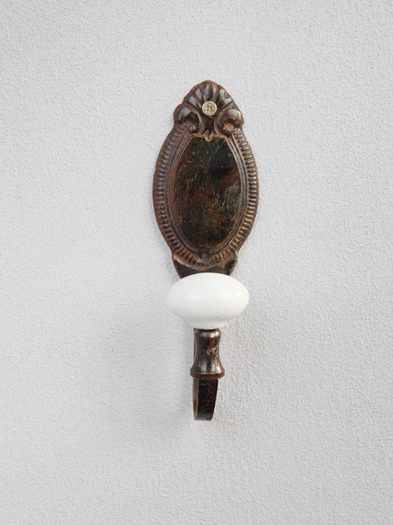 Ornate Cameo Hook
