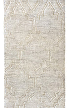Load image into Gallery viewer, Jute Diamond Rug - 60x120cm