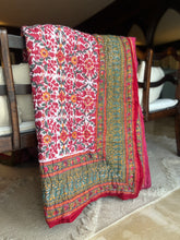 Load image into Gallery viewer, Forest Pink Jaipur Cotton Quilt - King