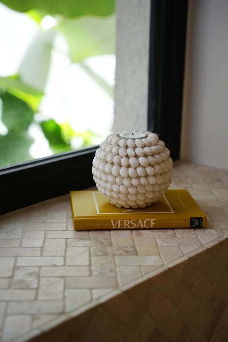 The Shell Candle Holder