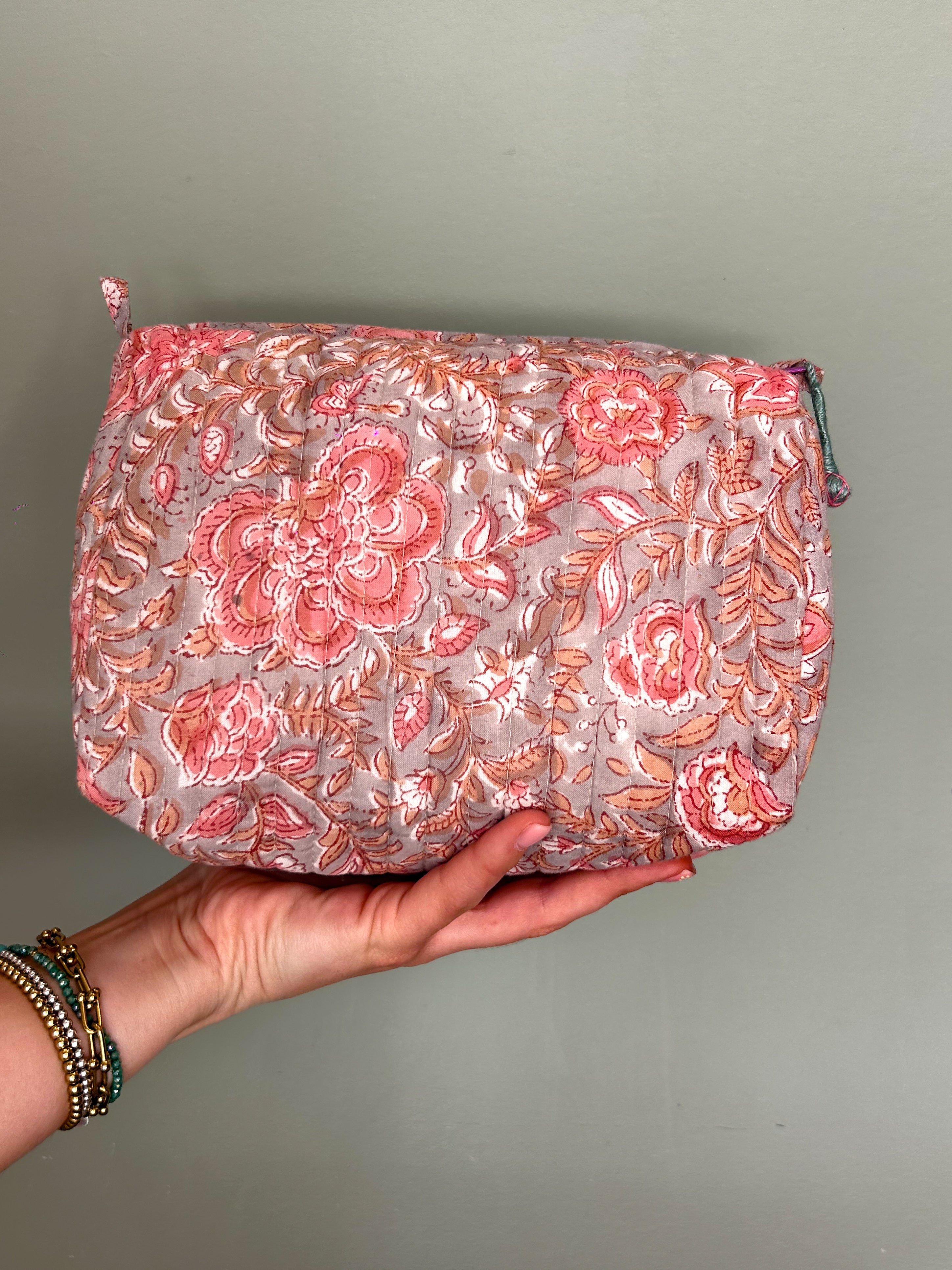 Blockprint Makeup Bags (M) - Pink & Grey Floral