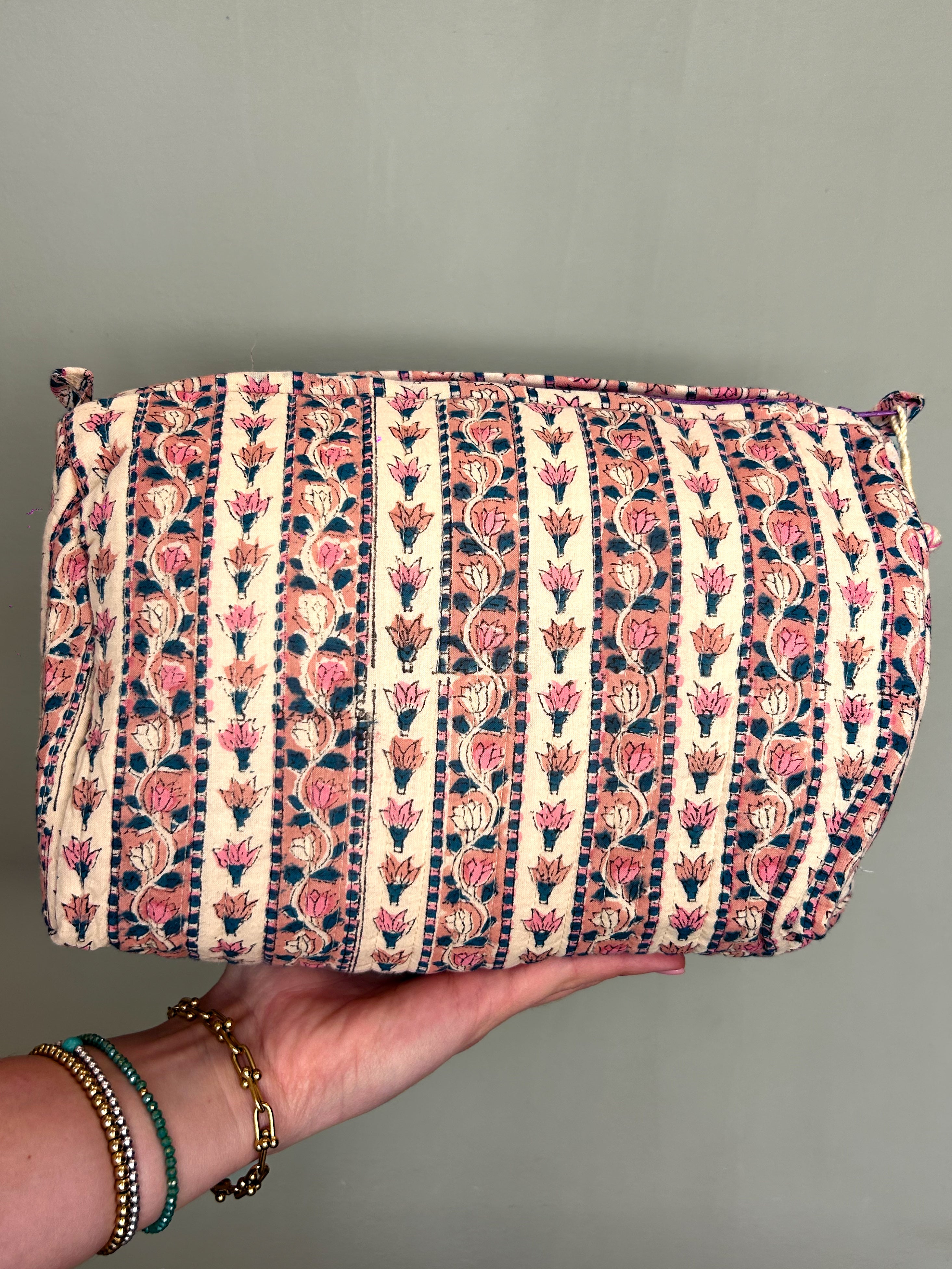 Blockprint Makeup Bag (L) - Pink & Blue Floral