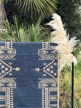 Load image into Gallery viewer, Agra Kilim Runner - Blue 75x180cm, Detail
