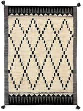 Load image into Gallery viewer, Atlas Rug - 160x220cm
