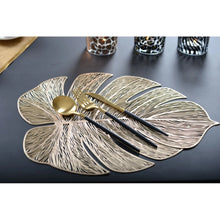 Load image into Gallery viewer, Aurum Leaf Placemat

