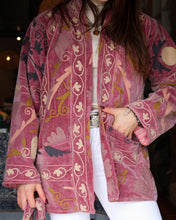 Load image into Gallery viewer, Heritage Velvet Jacket - Dusty Pink
