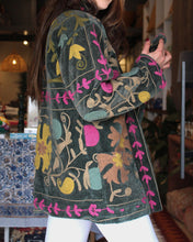 Load image into Gallery viewer, Heritage Velvet Jacket - Slate
