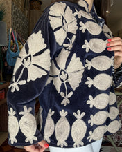 Load image into Gallery viewer, Souk Velvet Jacket - Navy
