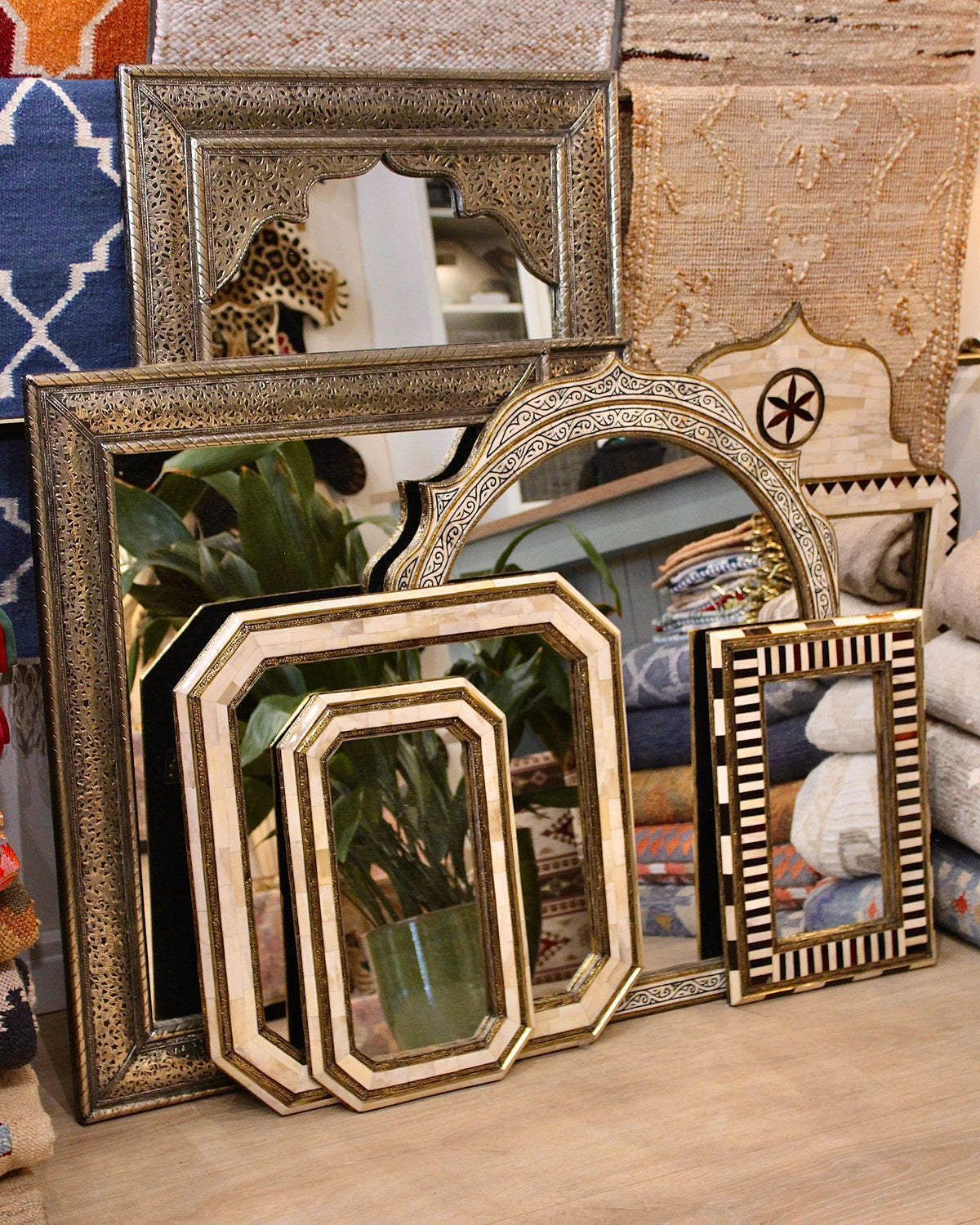 Emblem Bone Mirror - 70x90cm