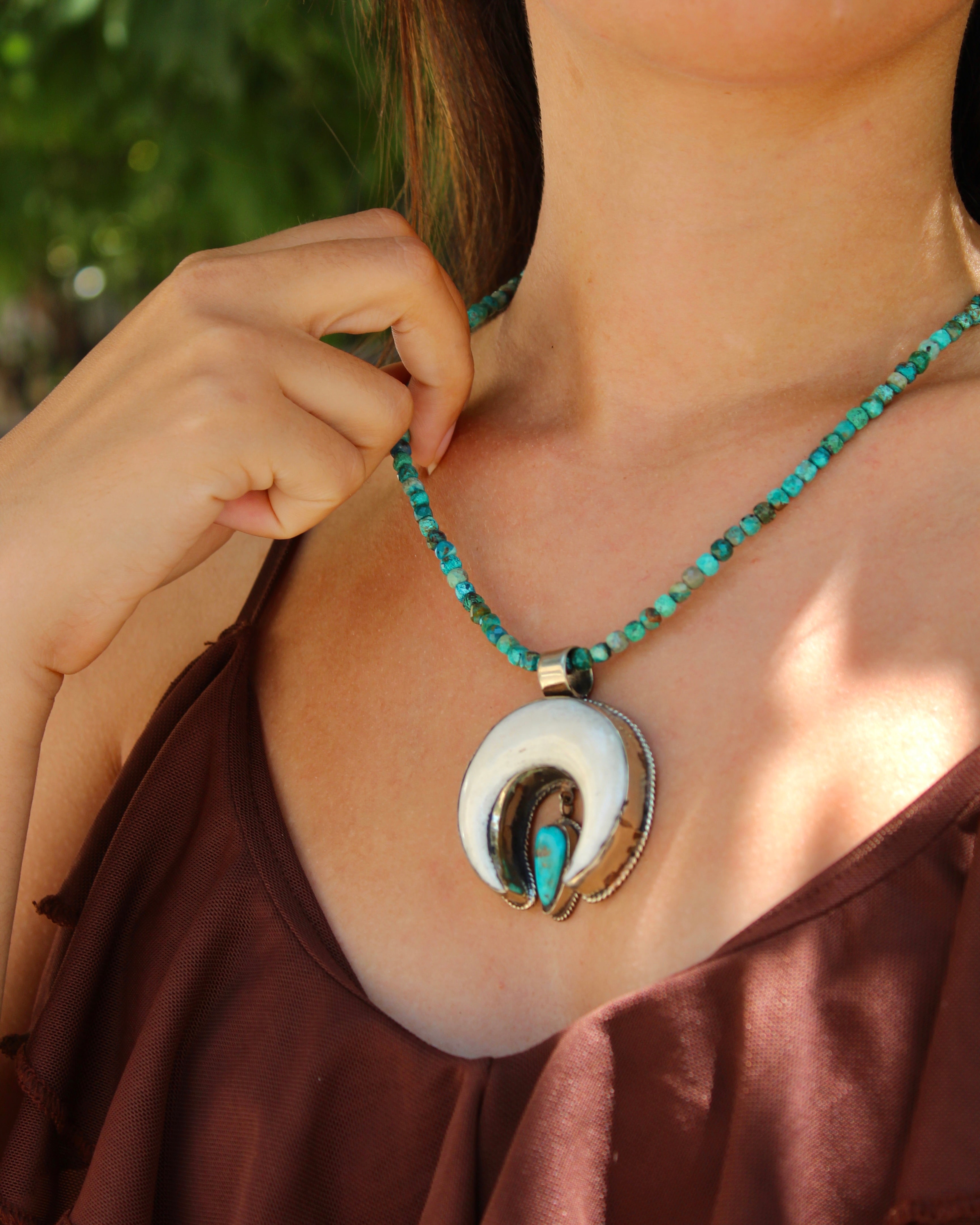 Tibetan Moon Crescent