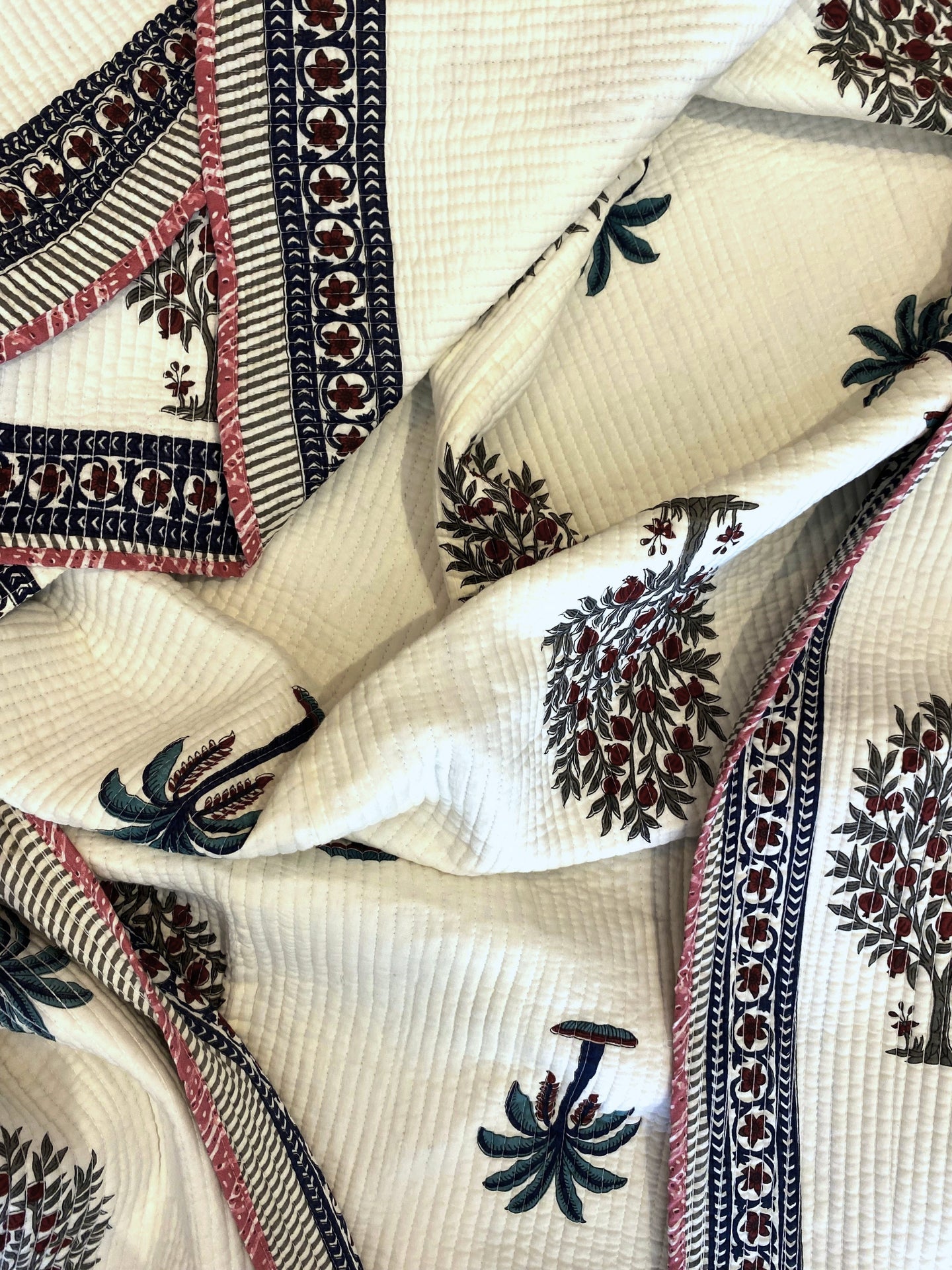 Palms Cotton Quilt - Queen