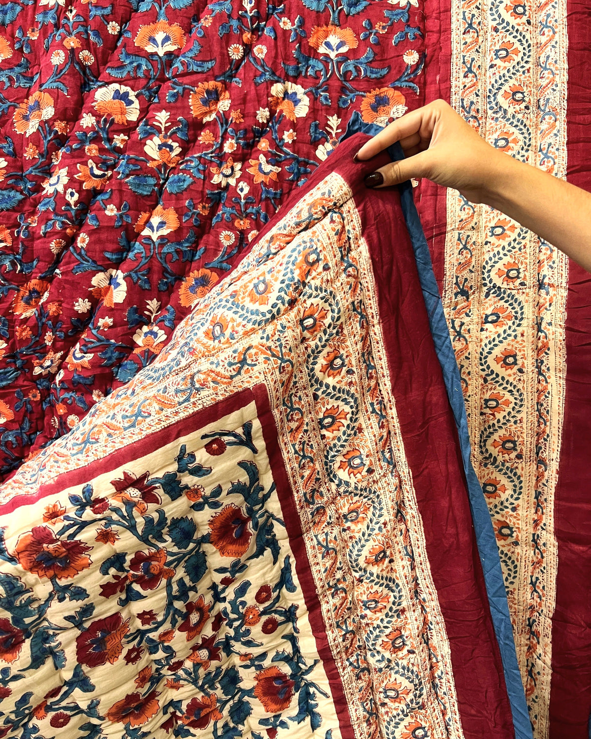 Crimson & Indigo Meadow Quilt - Single