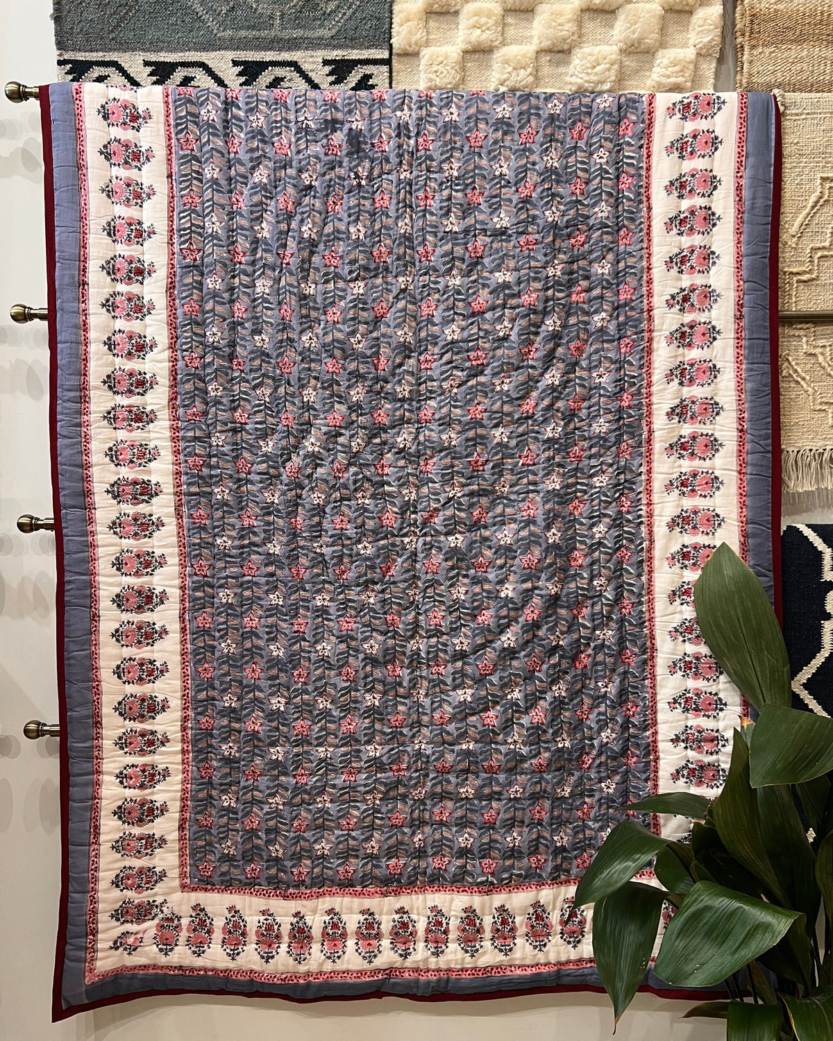Violet & Fuchsia Petal Meadow Quilt - Single