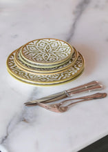 Load image into Gallery viewer, Fassia Khaki Plate - Large
