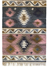Load image into Gallery viewer, Leela Rug
