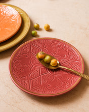 Load image into Gallery viewer, Empreinte Aubergine Plate - Medium
