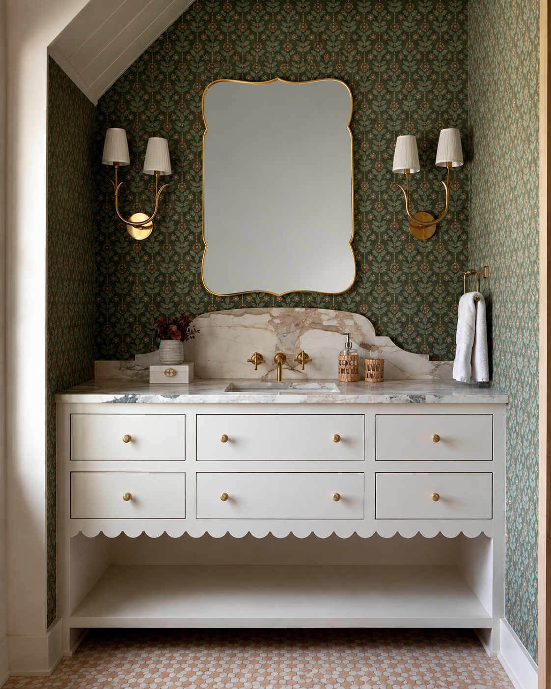 Noor Brass Mirror - 50x65cm