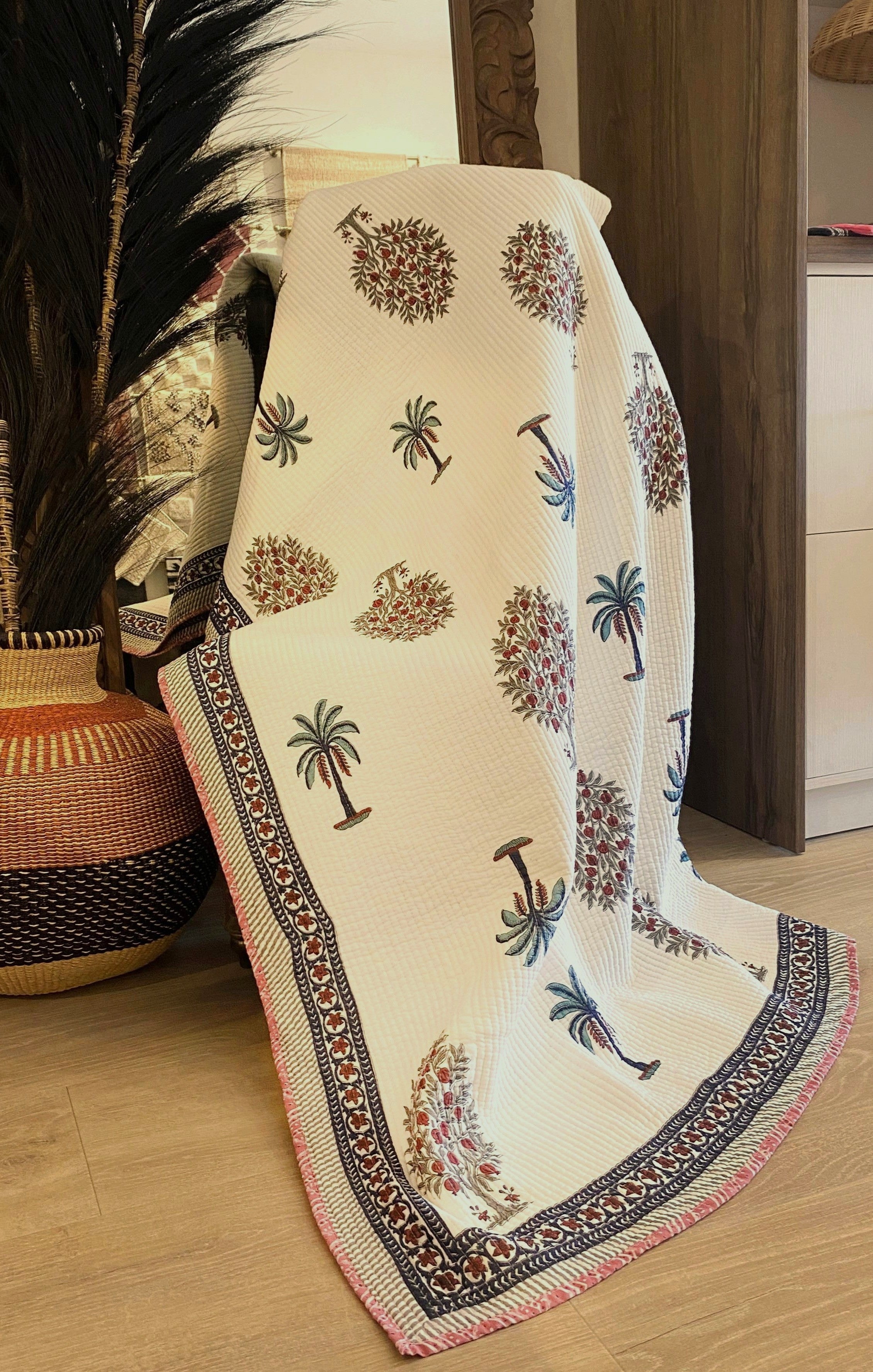 Palms Cotton Quilt - Queen