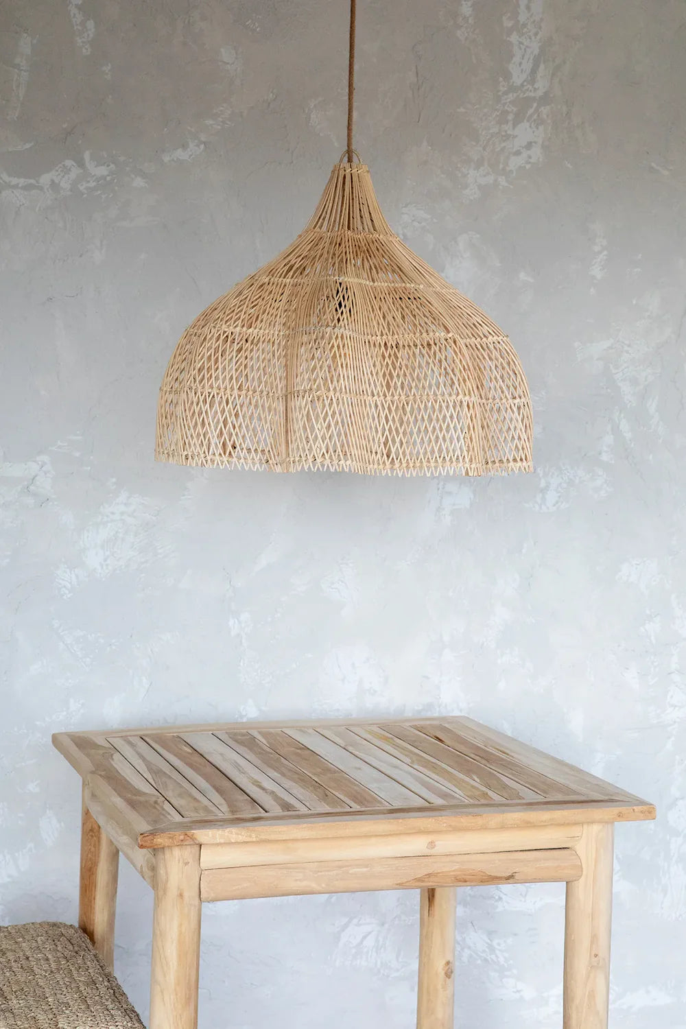 The Ripple Rattan Pendant - Natural - M