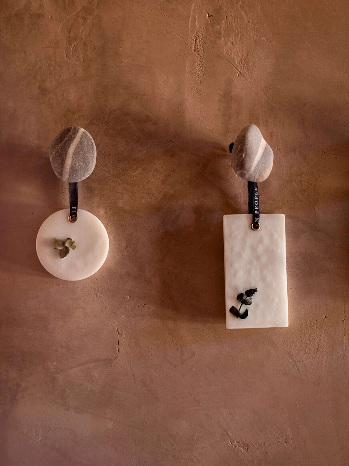 Scented Closet Wax Bar - Sea Salt, Jasmine and Cedarwood