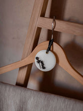 Load image into Gallery viewer, Scented Closet Wax Bar - Lavender, Palo Santo and Saffron
