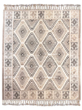 Load image into Gallery viewer, Stone Grey Rug - 270x360cm

