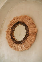 Load image into Gallery viewer, The Maui Mirror - Natural - M
