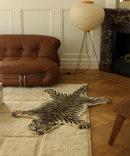 Load image into Gallery viewer, Wild Tiger Rug
