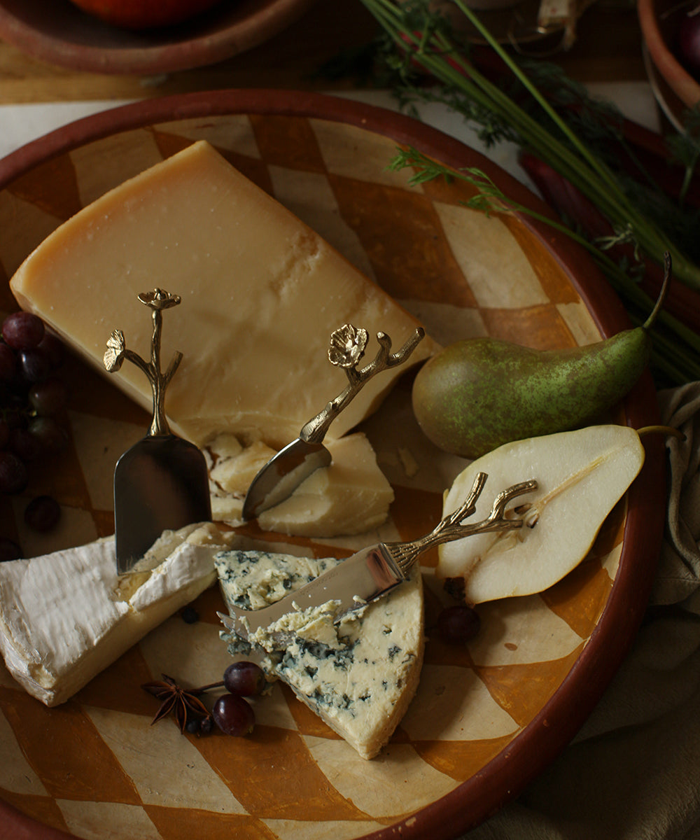 Wisteria Cheese Set