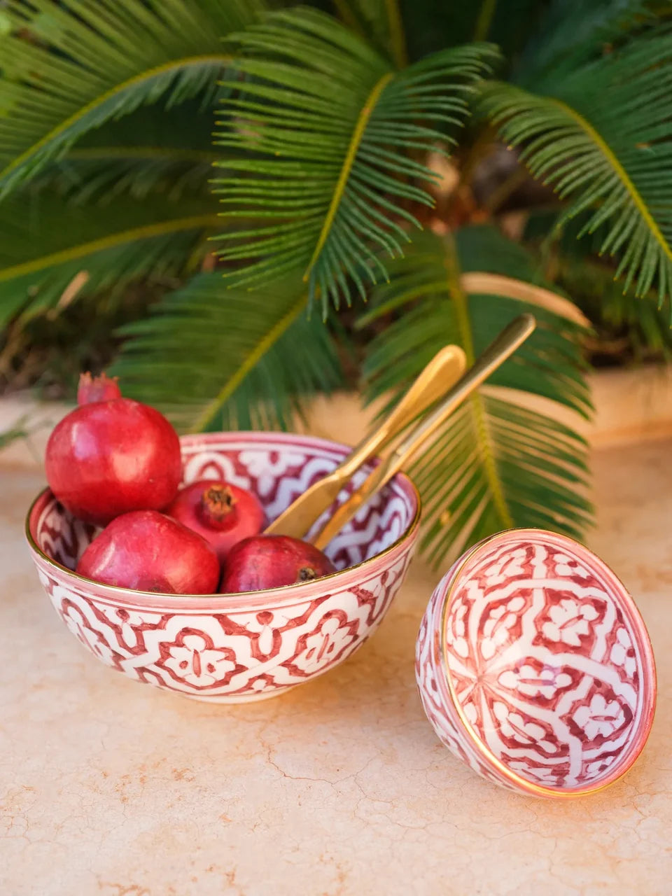 Fassia Aubergine Round Salad Bowl