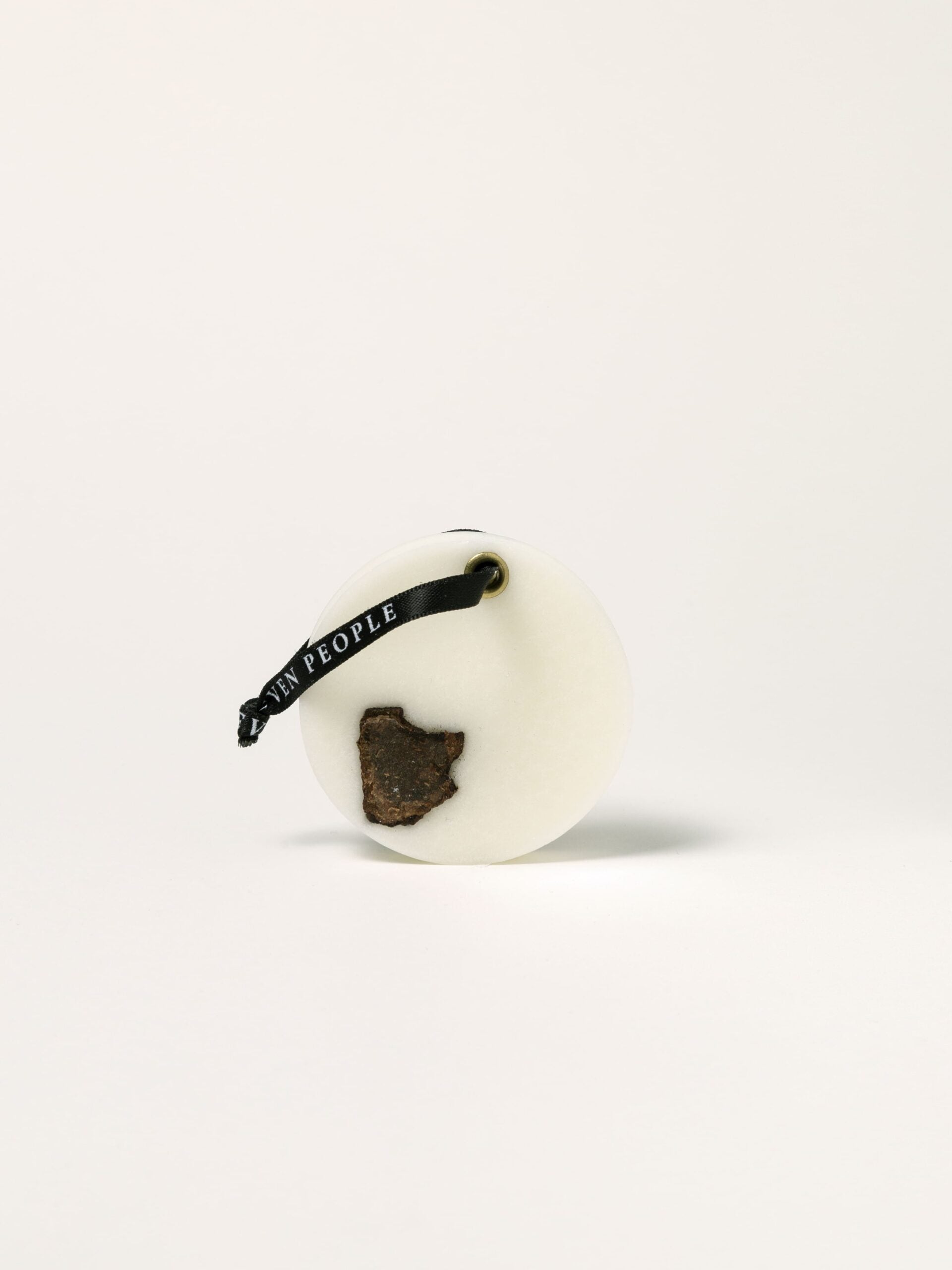 Scented Closet Wax Bar - Vanilla, Sandalwood and Musk