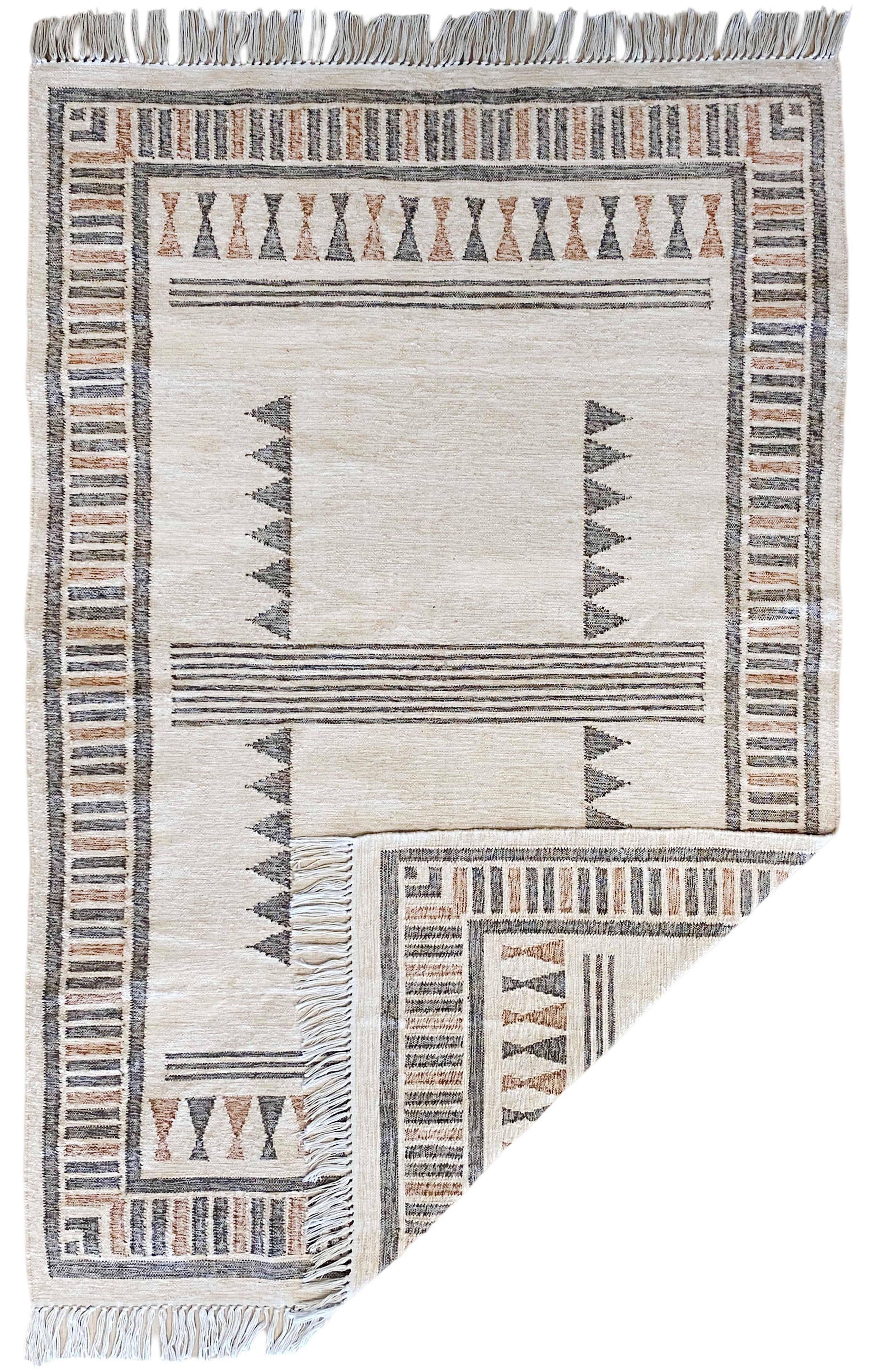 Zahra Rug - 150 x 240cm