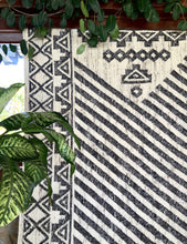 Load image into Gallery viewer, Indian Black &amp; White Zulu Rug 150x240cm
